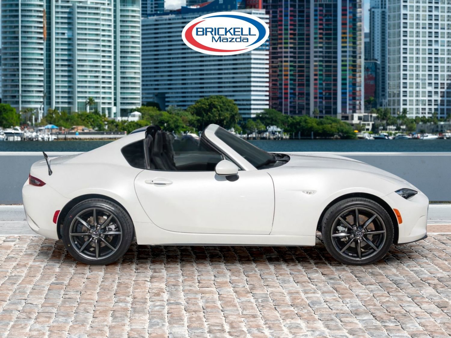 Used 2018 MAZDA MX-5 Miata RF Grand Touring image 17