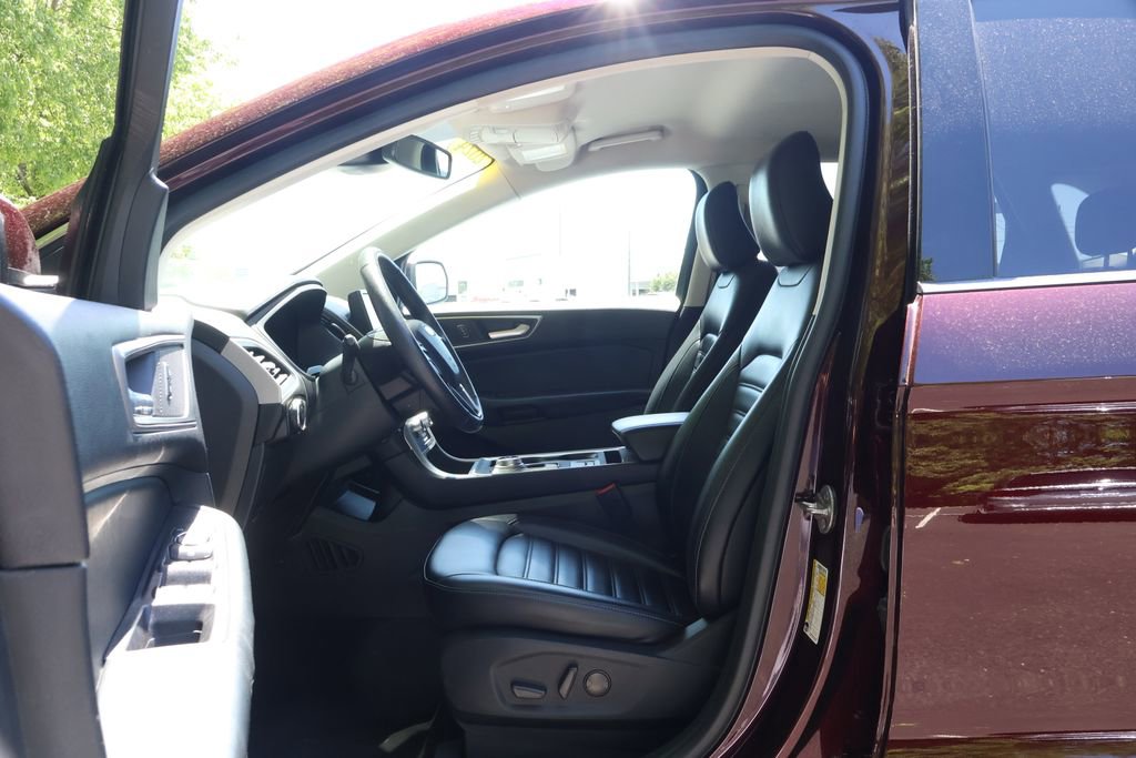 Used 2024 Ford Edge SEL AWD/4WD image 32