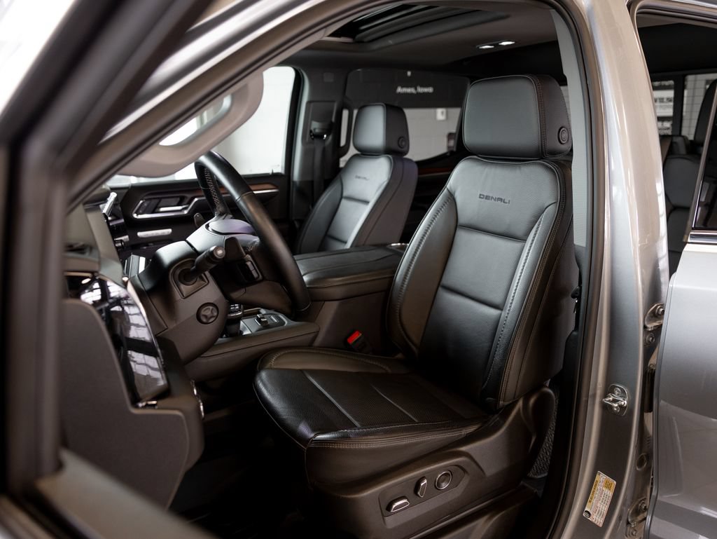 Used 2025 GMC Sierra 1500 Denali w/ Denali Reserve Package AWD/4WD image 12