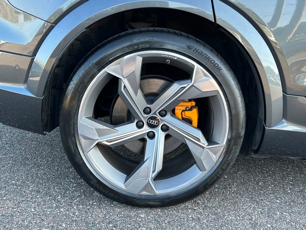 Used 2023 Audi e-tron S Premium Plus w/ Black Optic Package image 65