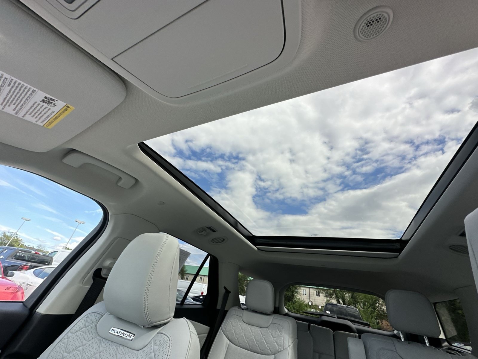 Used 2026 Ford Explorer Platinum w/ LUX Leather Package AWD/4WD image 25
