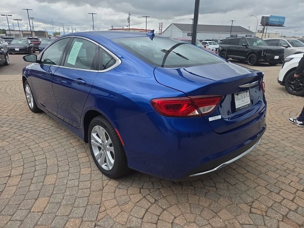 Used 2016 Chrysler 200 Limited w/ Convenience Group FWD image 7