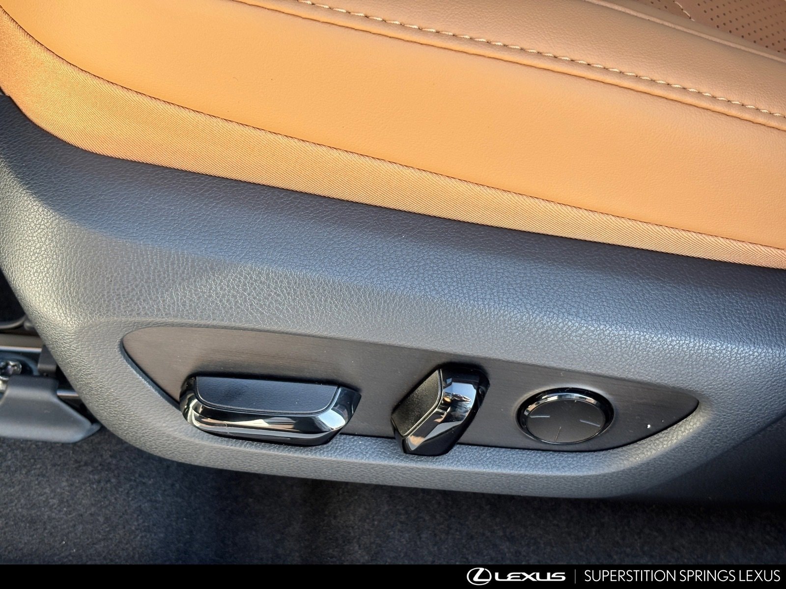 New 2026 Lexus NX 450h+ AWD w/ Luxury Package image 18