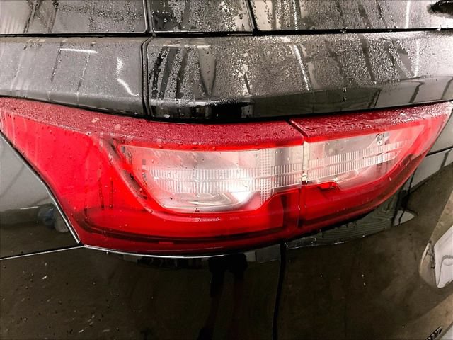 Used 2021 Chevrolet Traverse RS AWD/4WD image 29