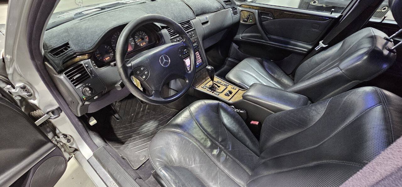 Used 2002 Mercedes-Benz E 55 AMG Sedan image 10