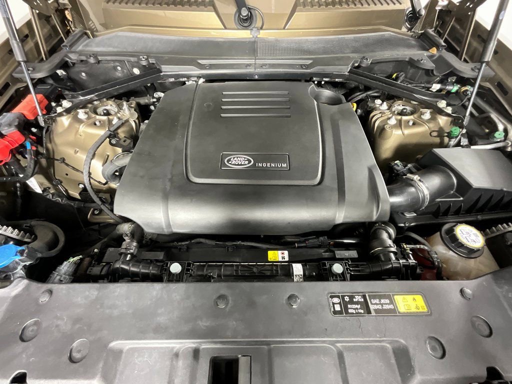 Certified 2023 Land Rover Defender 110 S image 29