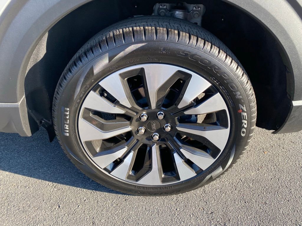 New 2026 Ford Explorer Platinum w/ LUX Leather Package image 34