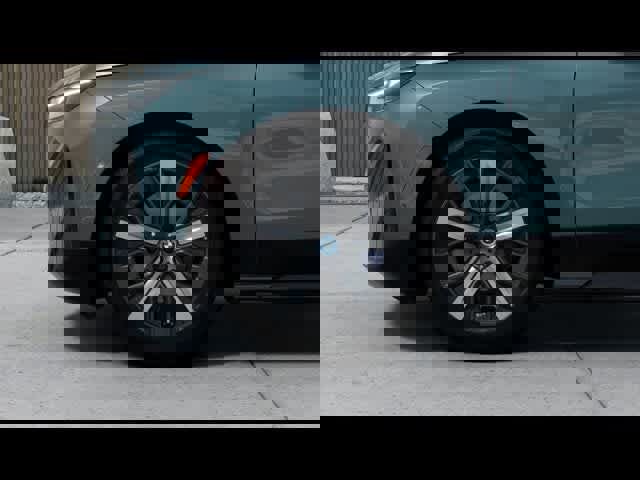 New 2025 BMW iX xDrive50 image 7