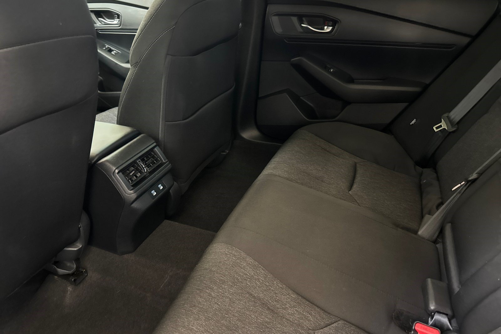 Used 2025 Honda Accord SE image 15