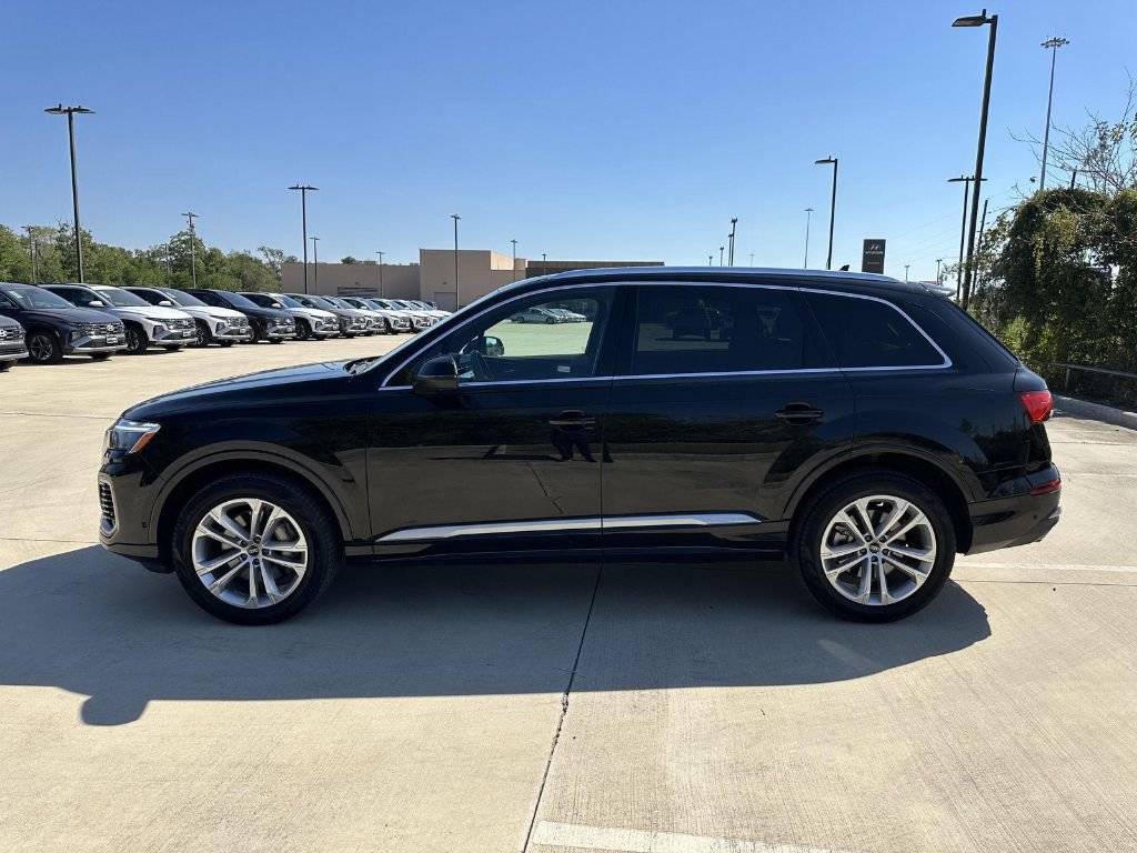 Used 2025 Audi Q7 Premium Plus image 8