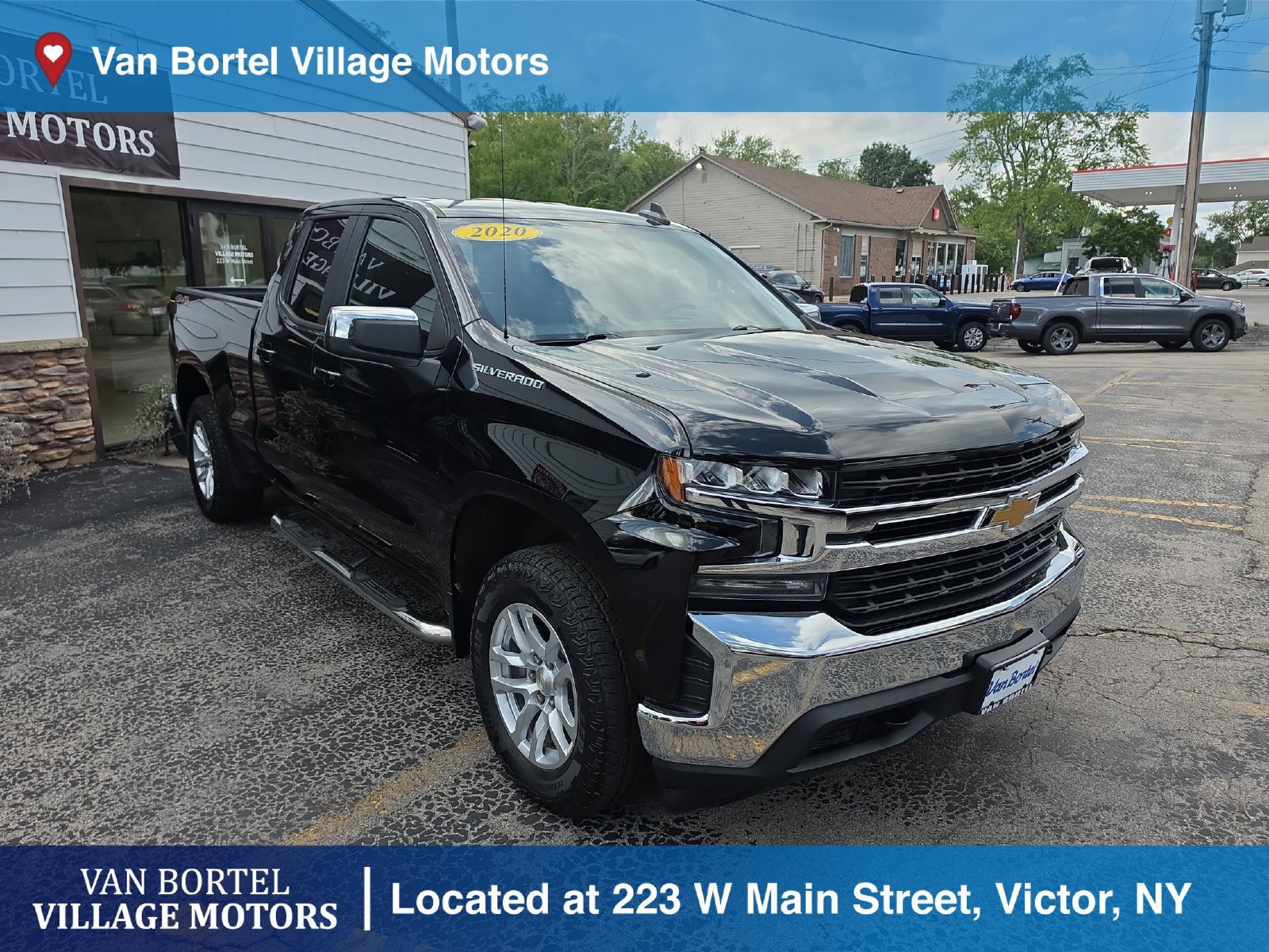 Used 2020 Chevrolet Silverado 1500 LT w/ All-Star Edition AWD/4WD image 3