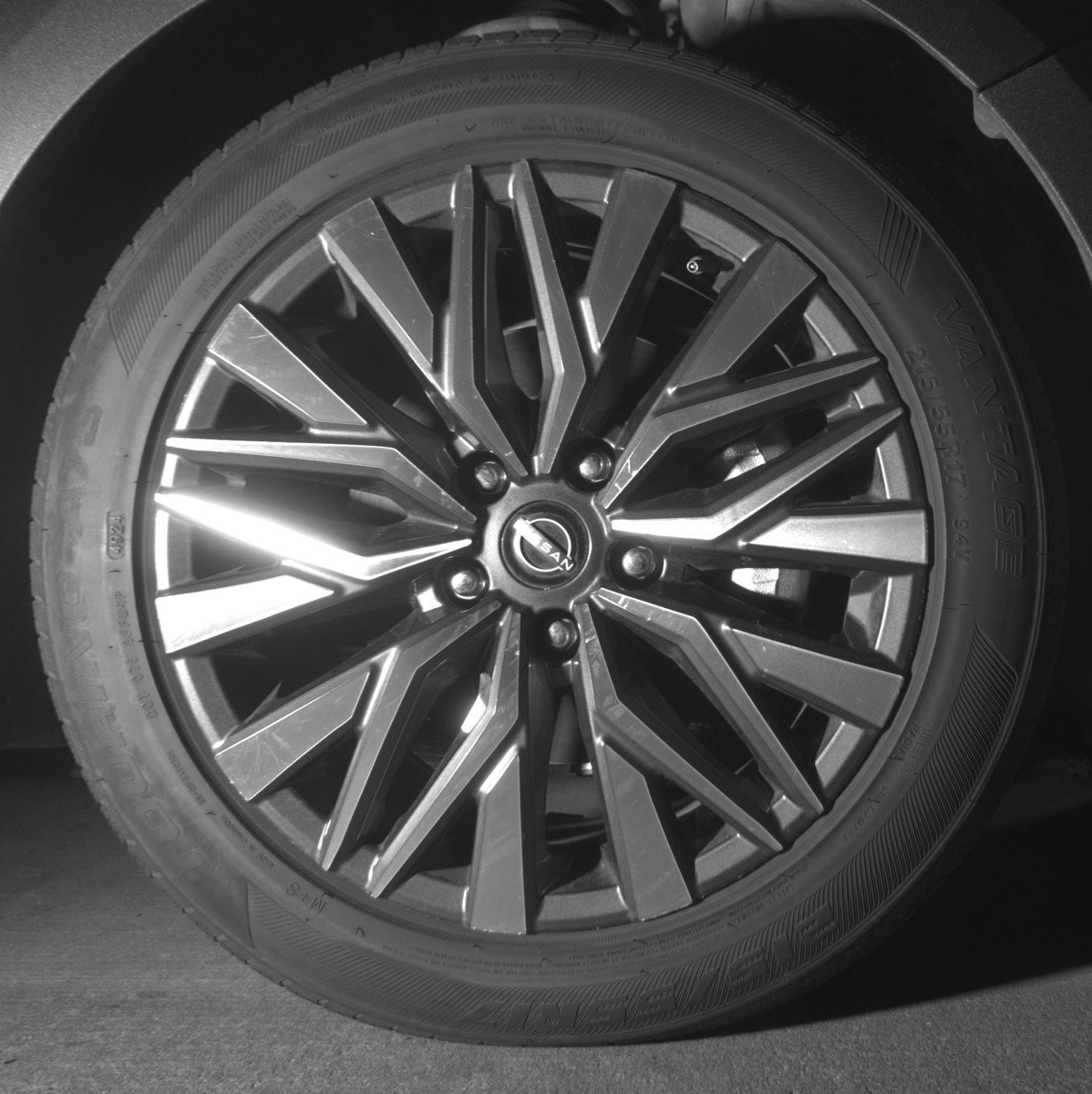 Used 2025 Nissan Altima 2.5 SV image 13