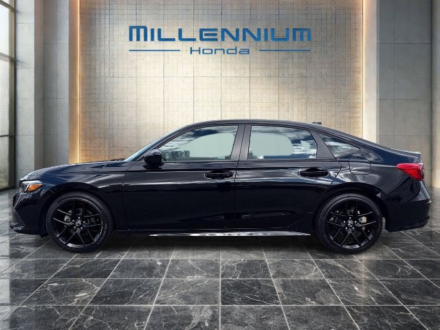 Used 2024 Honda Civic Sport image 2