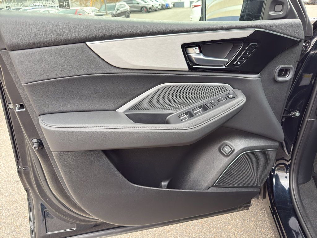 Certified 2025 Acura MDX SH-AWD image 10