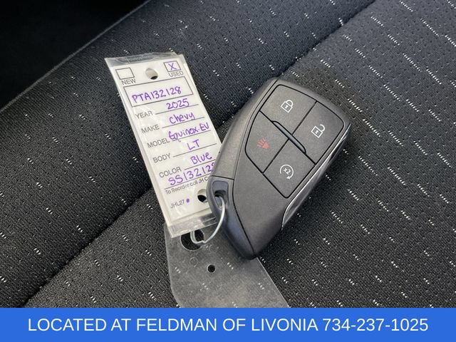 Certified 2025 Chevrolet Equinox EV LT w/ Comfort Package FWD image 33