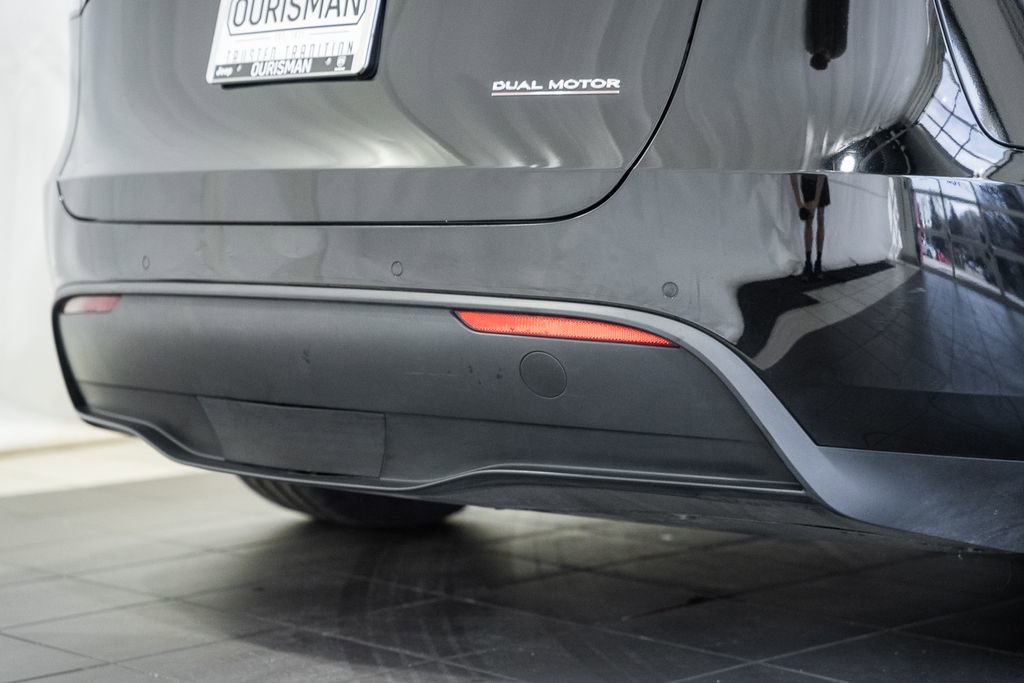 Used 2020 Tesla Model Y Performance image 10