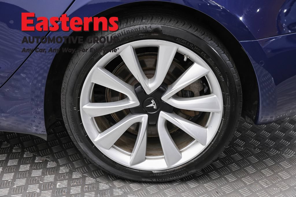 Used 2018 Tesla Model 3 Long Range RWD image 8