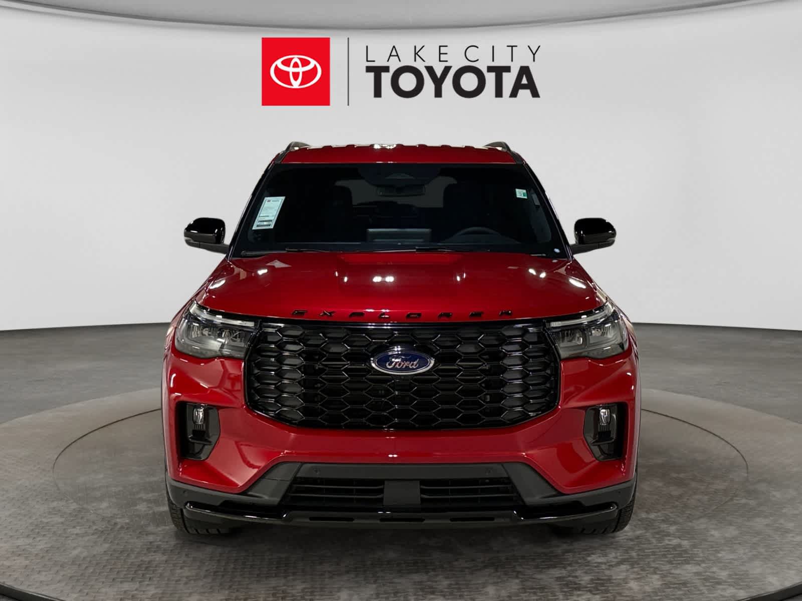 Used 2026 Ford Explorer ST-Line w/ ST-Line Street Pack RWD image 14