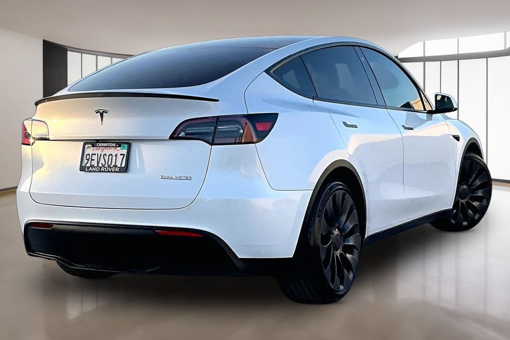 Used 2023 Tesla Model Y Performance AWD/4WD image 6