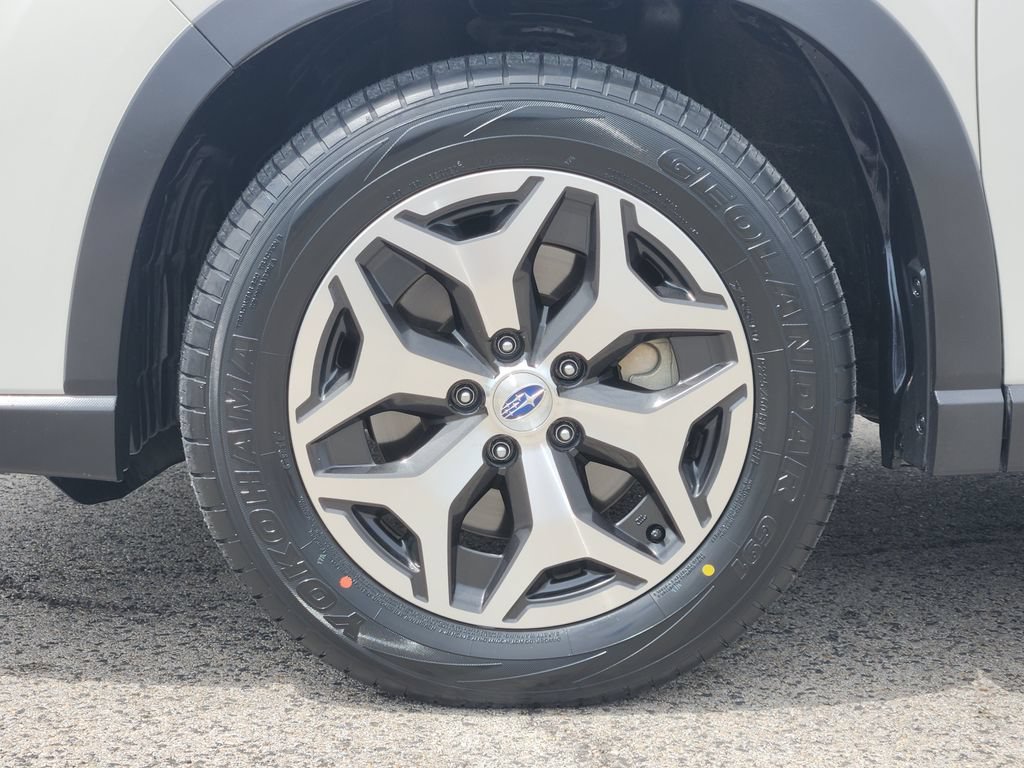 Certified 2022 Subaru Forester Premium AWD/4WD image 7