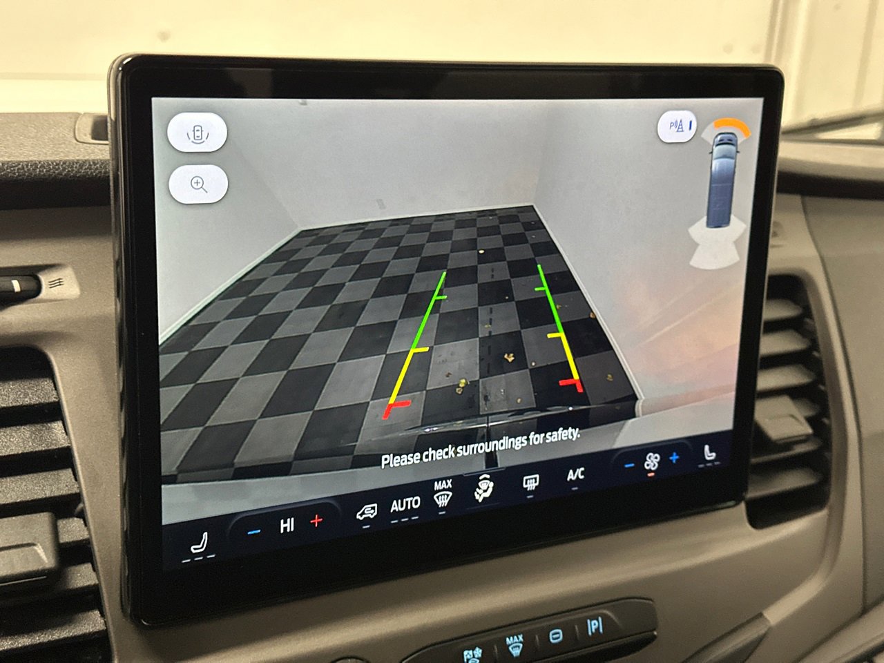 Used 2022 Ford Transit 350 XLT image 28