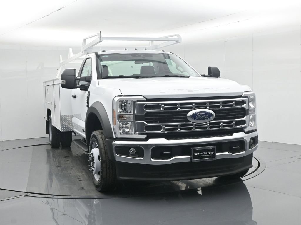 New 2025 Ford F450 XL w/ XL Chrome Package RWD image 59