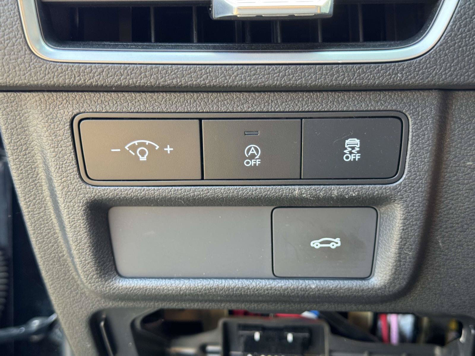 Used 2025 Hyundai Sonata SE FWD image 16