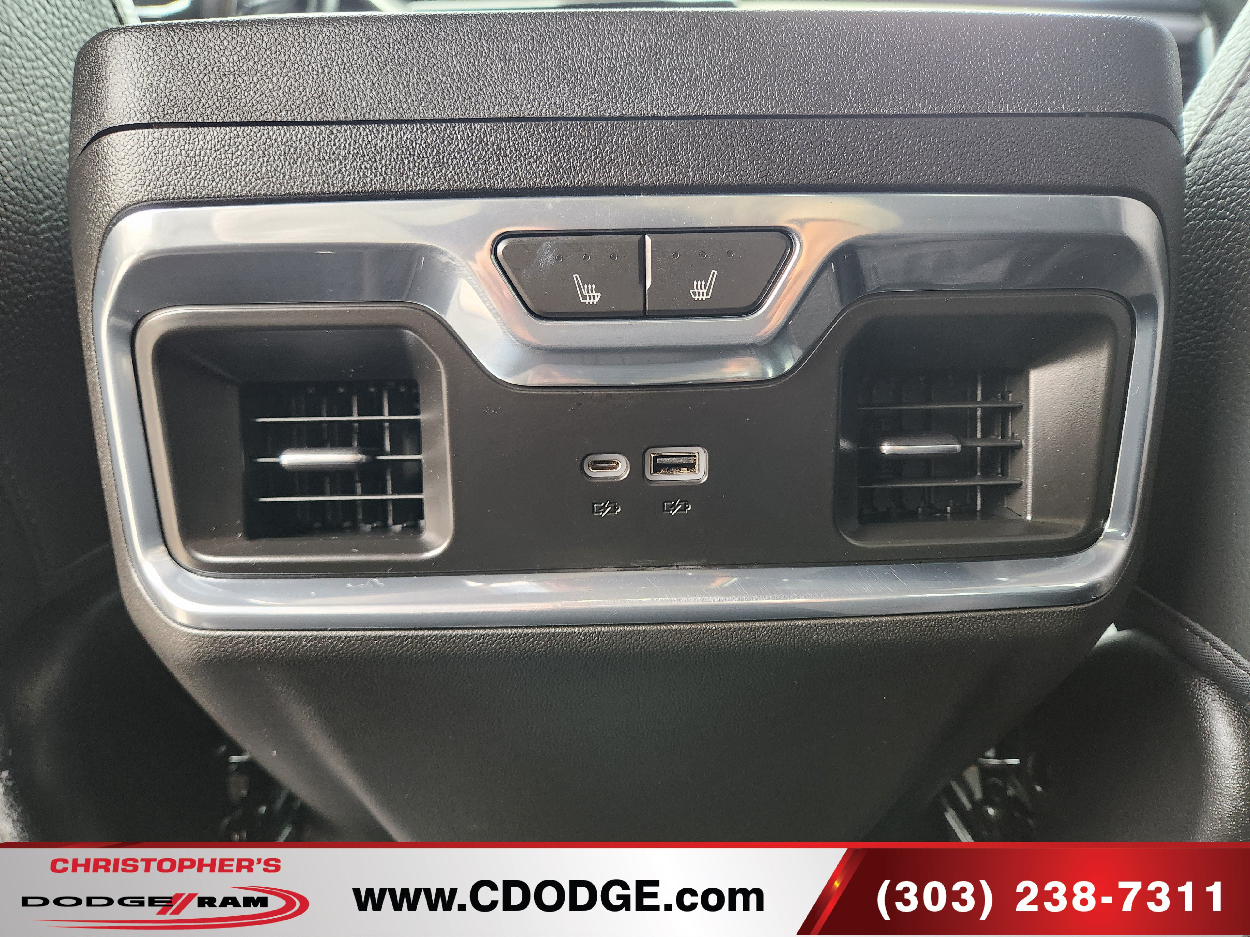 Used 2023 GMC Sierra 1500 Denali w/ Technology Package AWD/4WD image 33