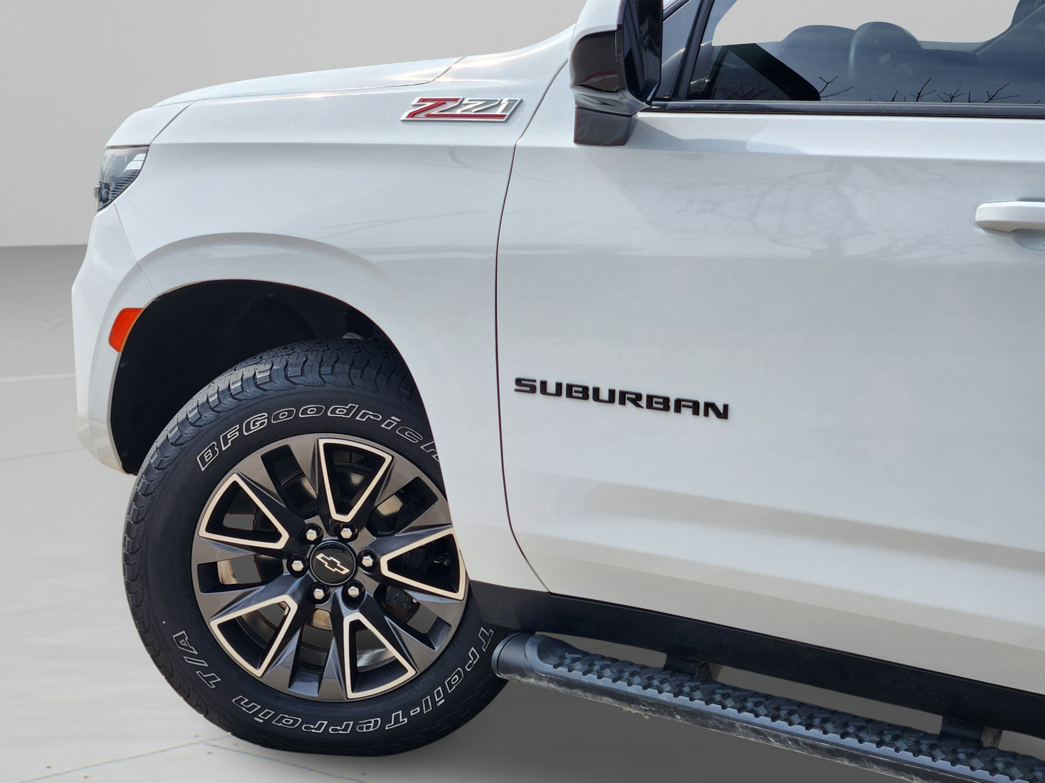 Used 2021 Chevrolet Suburban Z71 w/ Rear Media and Nav Package image 32