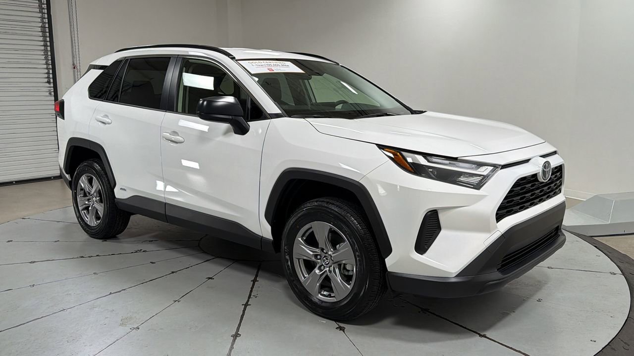 Certified 2025 Toyota RAV4 LE video 3