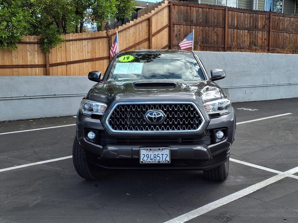 Certified 2019 Toyota Tacoma TRD Sport image 2