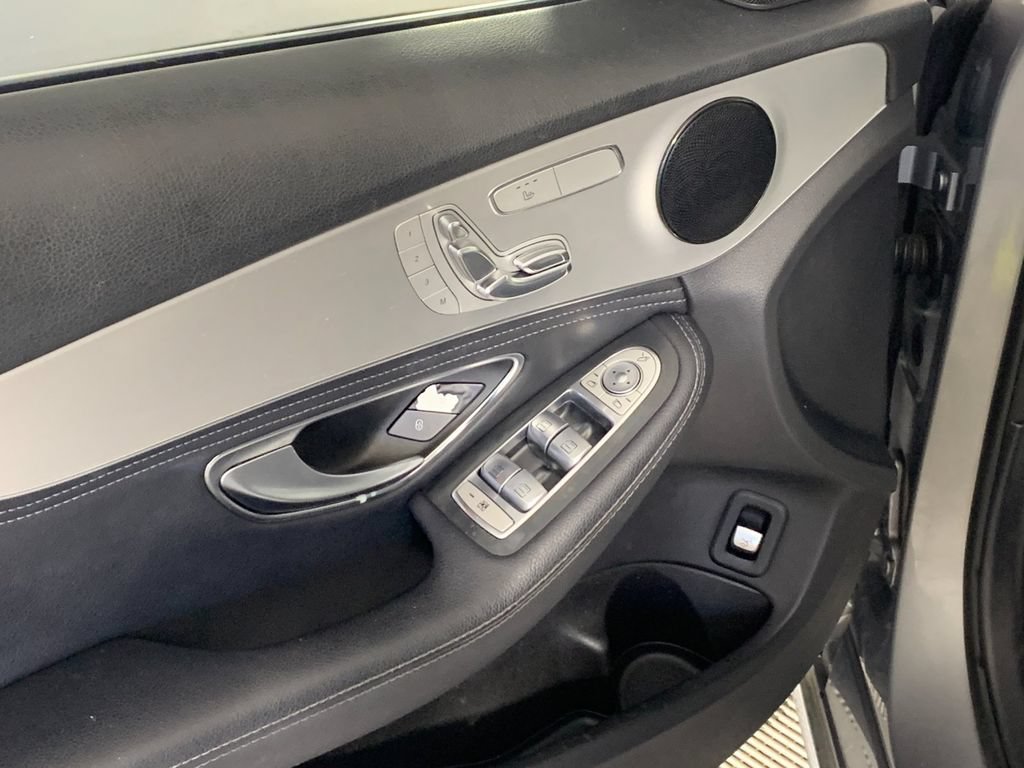 Used 2016 Mercedes-Benz C 300 Sedan image 15