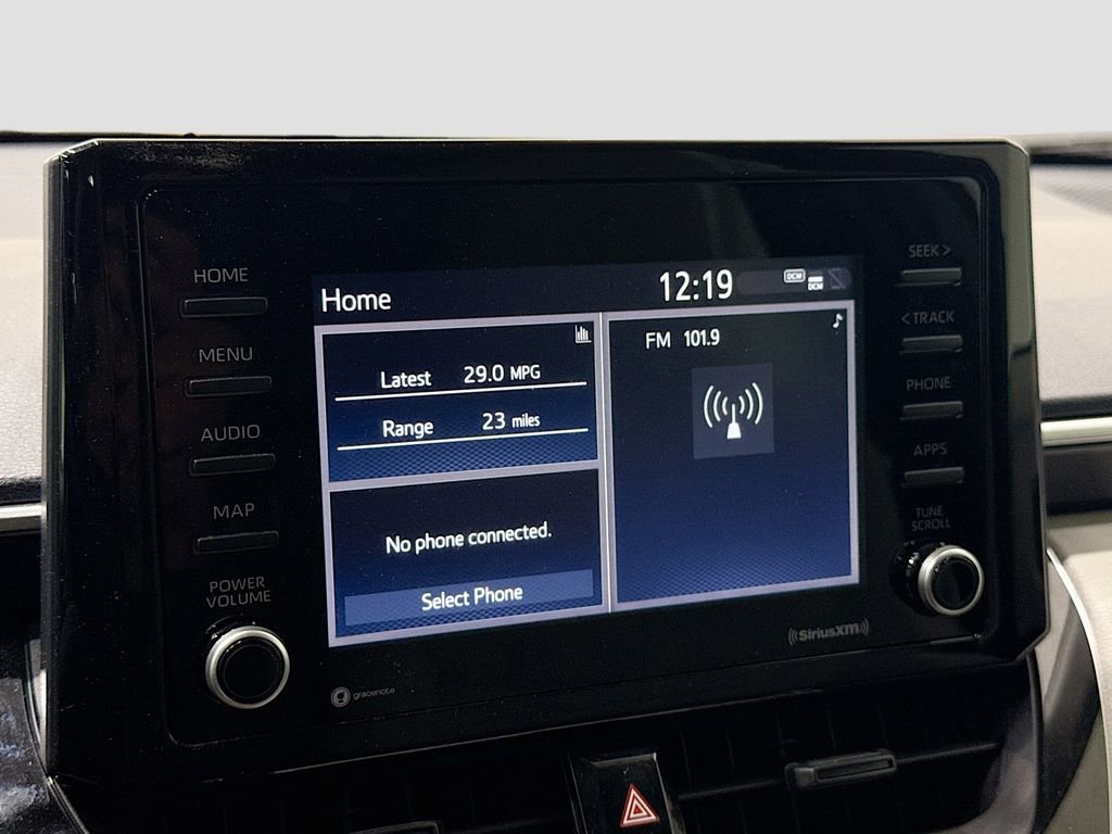 Used 2022 Toyota Corolla Cross L image 34