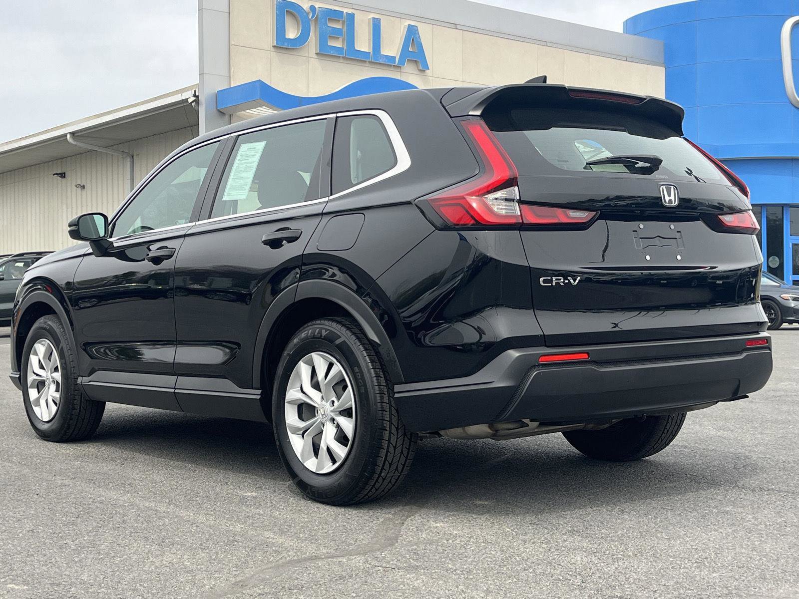 Certified 2023 Honda CR-V LX image 9