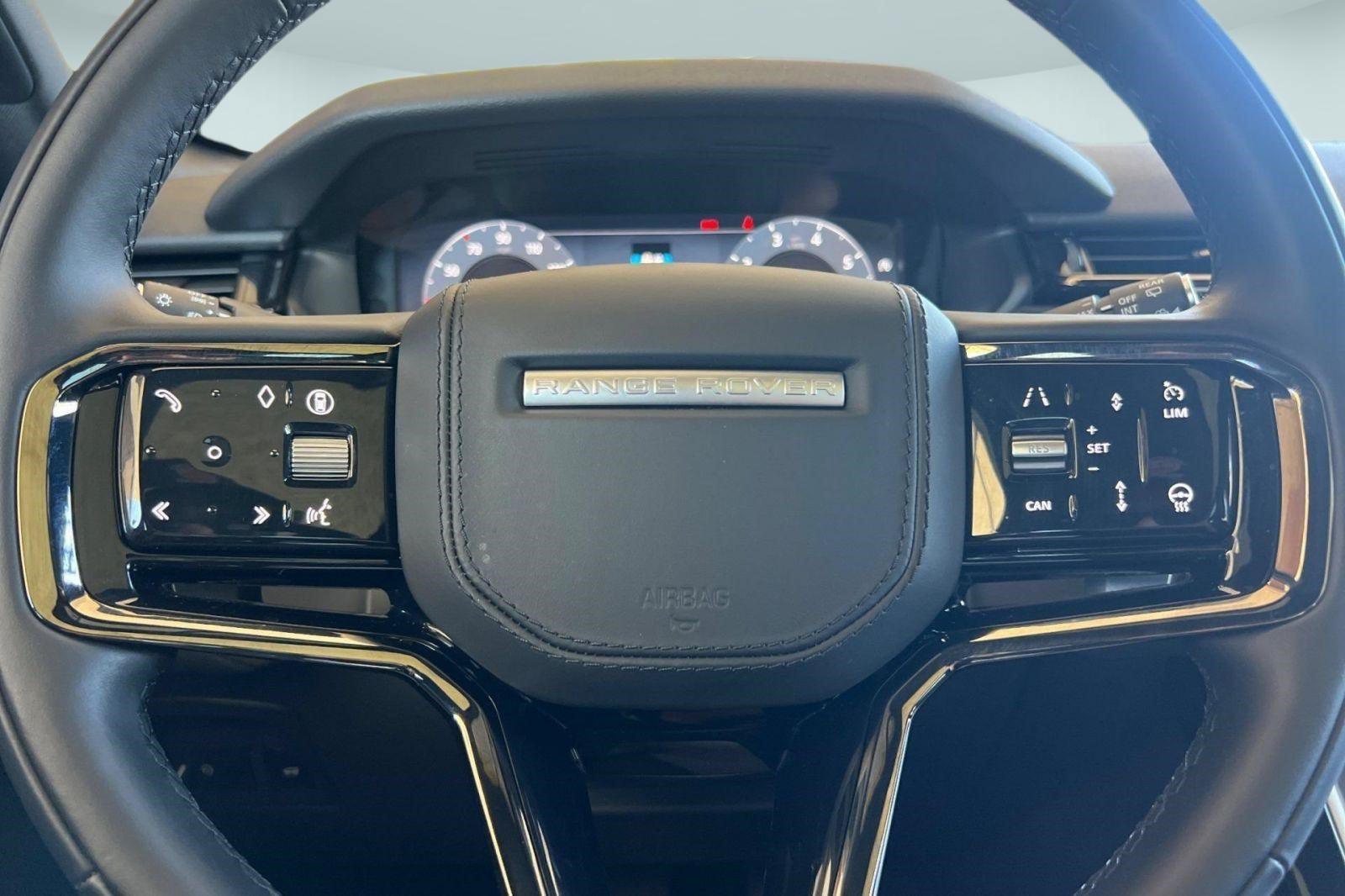 Certified 2026 Land Rover Range Rover Velar S AWD/4WD image 28