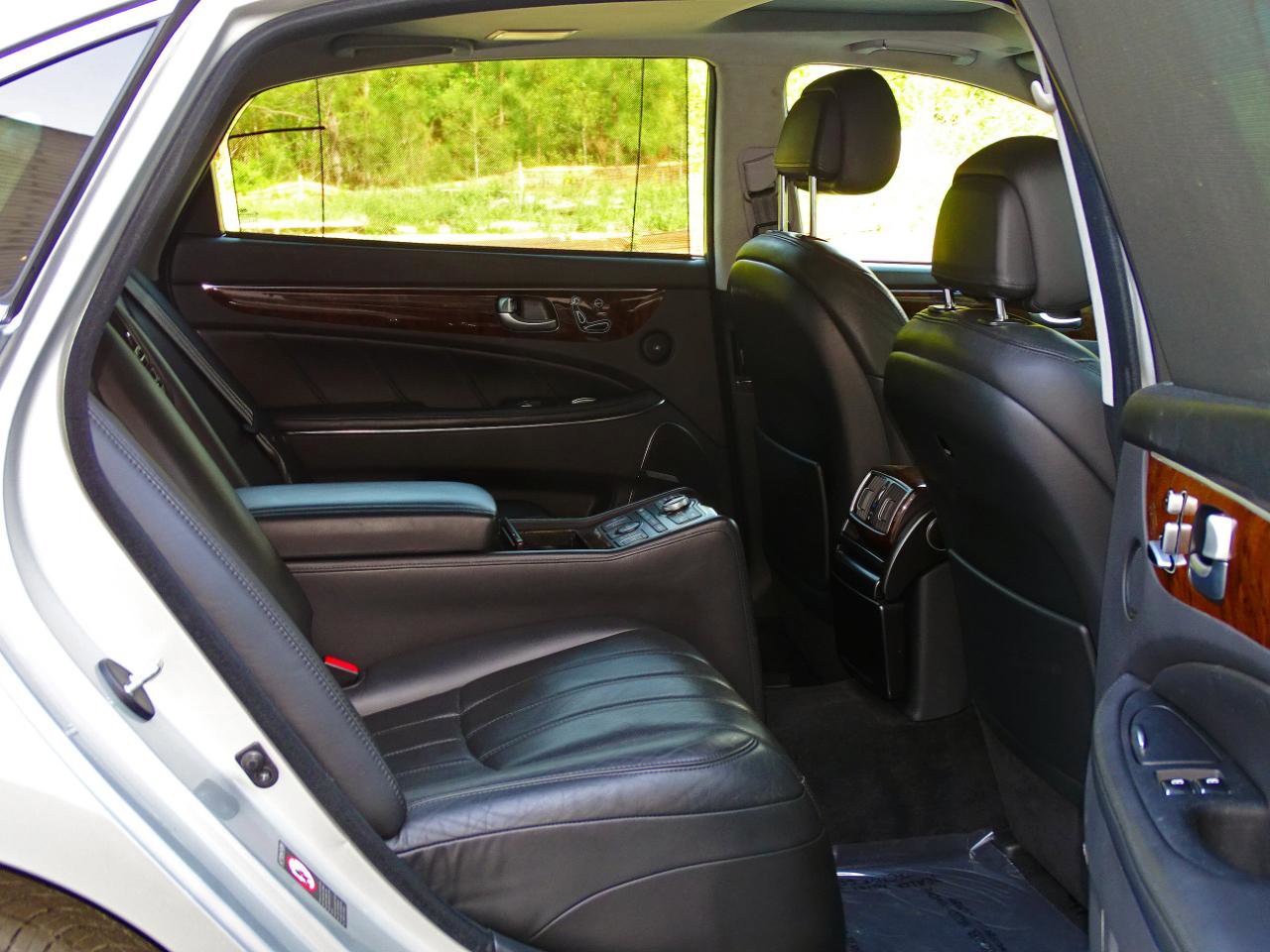 Used 2011 Hyundai Equus Ultimate image 19