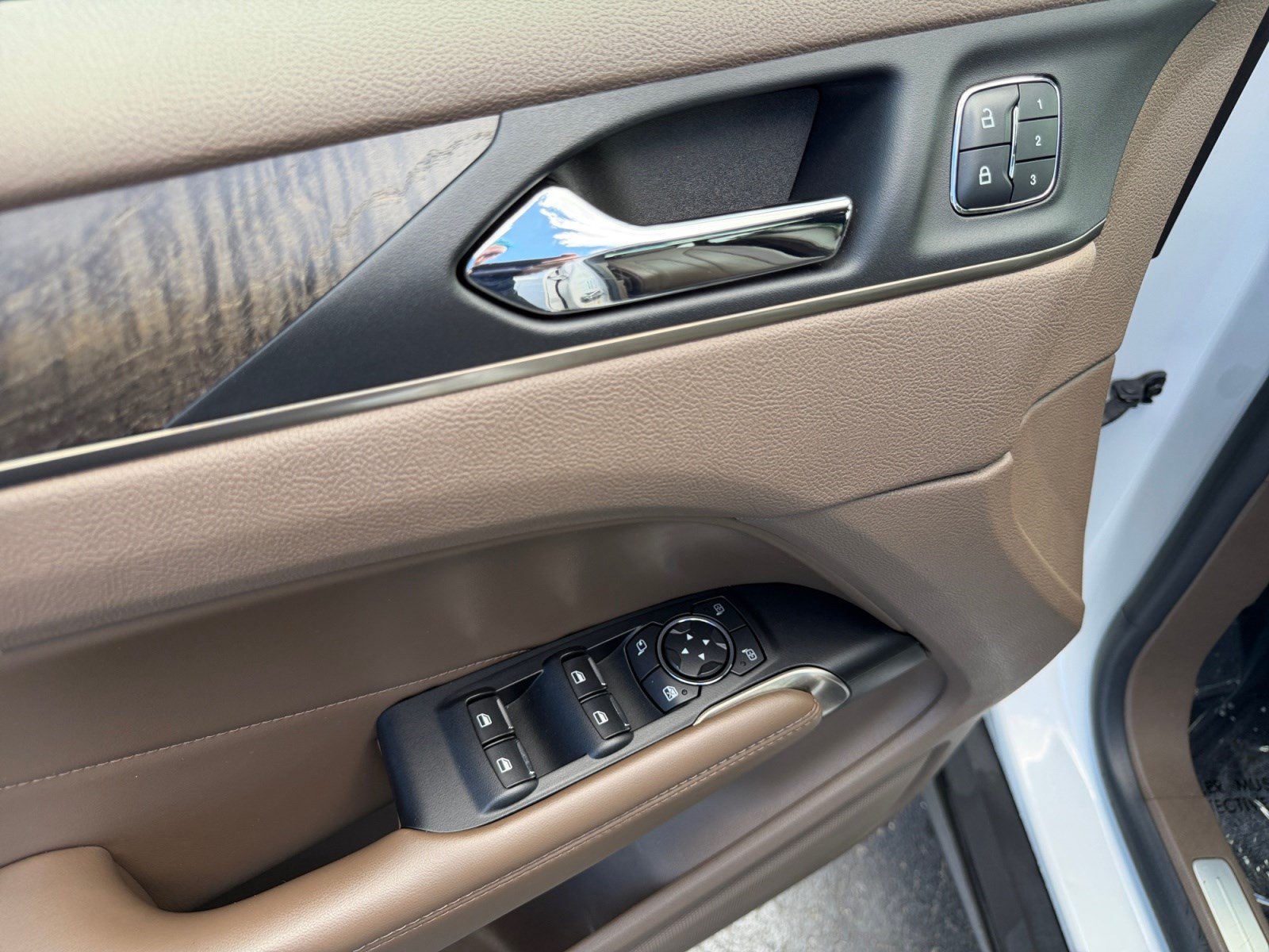 Used 2017 Lincoln MKC Reserve AWD/4WD image 13