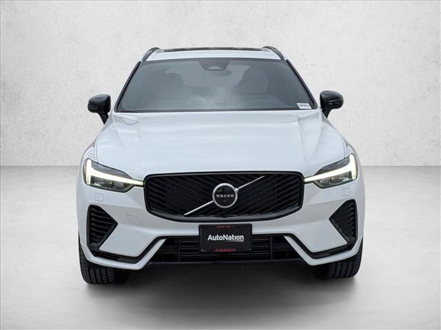 New 2026 Volvo XC60 T8 Plus w/ Climate Package AWD/4WD image 5
