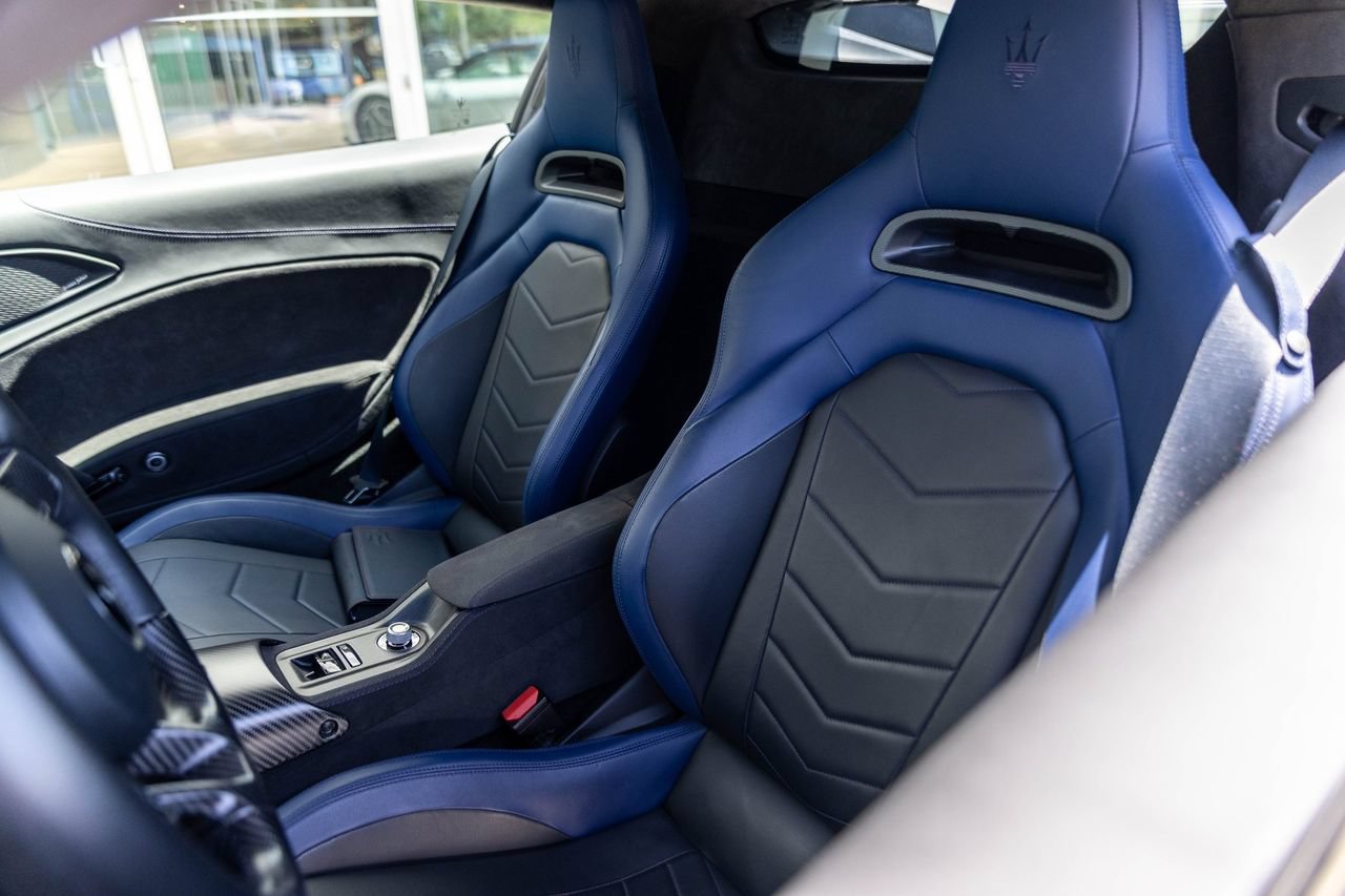 Used 2022 Maserati MC20 Coupe RWD image 25