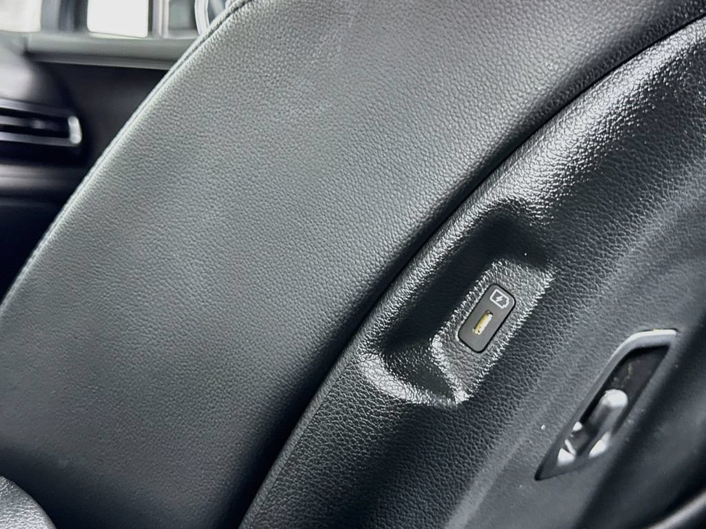 Used 2023 Kia Sportage EX AWD/4WD image 21