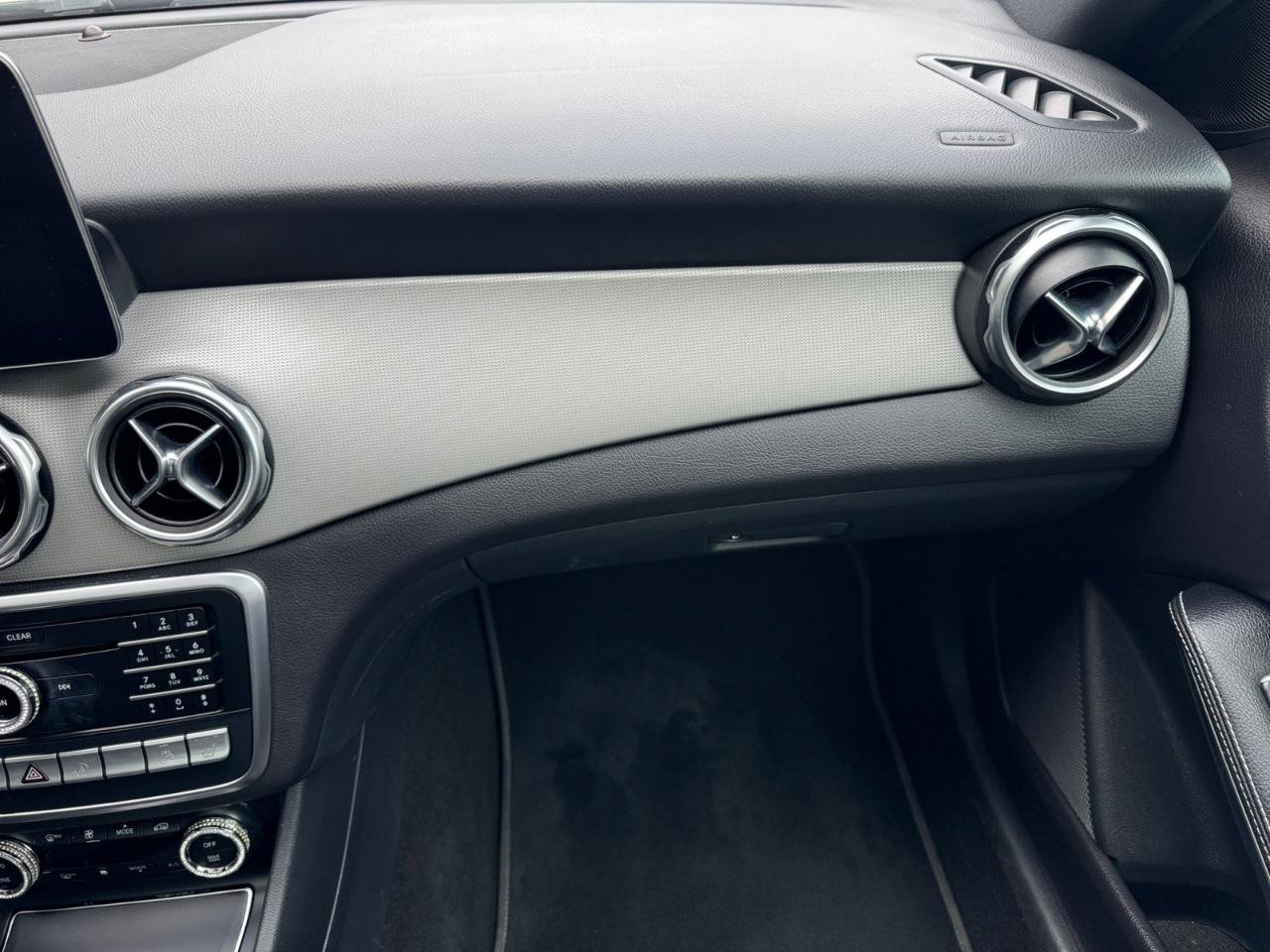 Used 2018 Mercedes-Benz GLA 250 4MATIC image 22