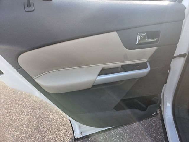 Used 2013 Ford Edge SEL AWD/4WD image 44