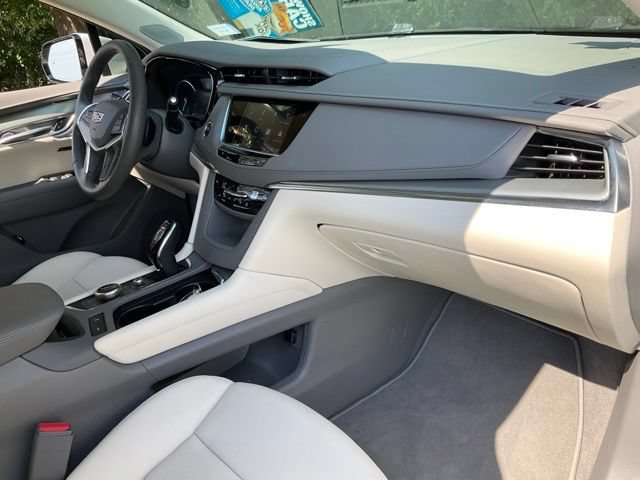 Used 2025 Cadillac XT5 Premium Luxury FWD image 24