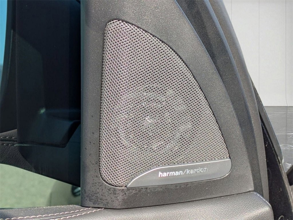 Used 2024 BMW X5 xDrive40i w/ Premium Package image 17