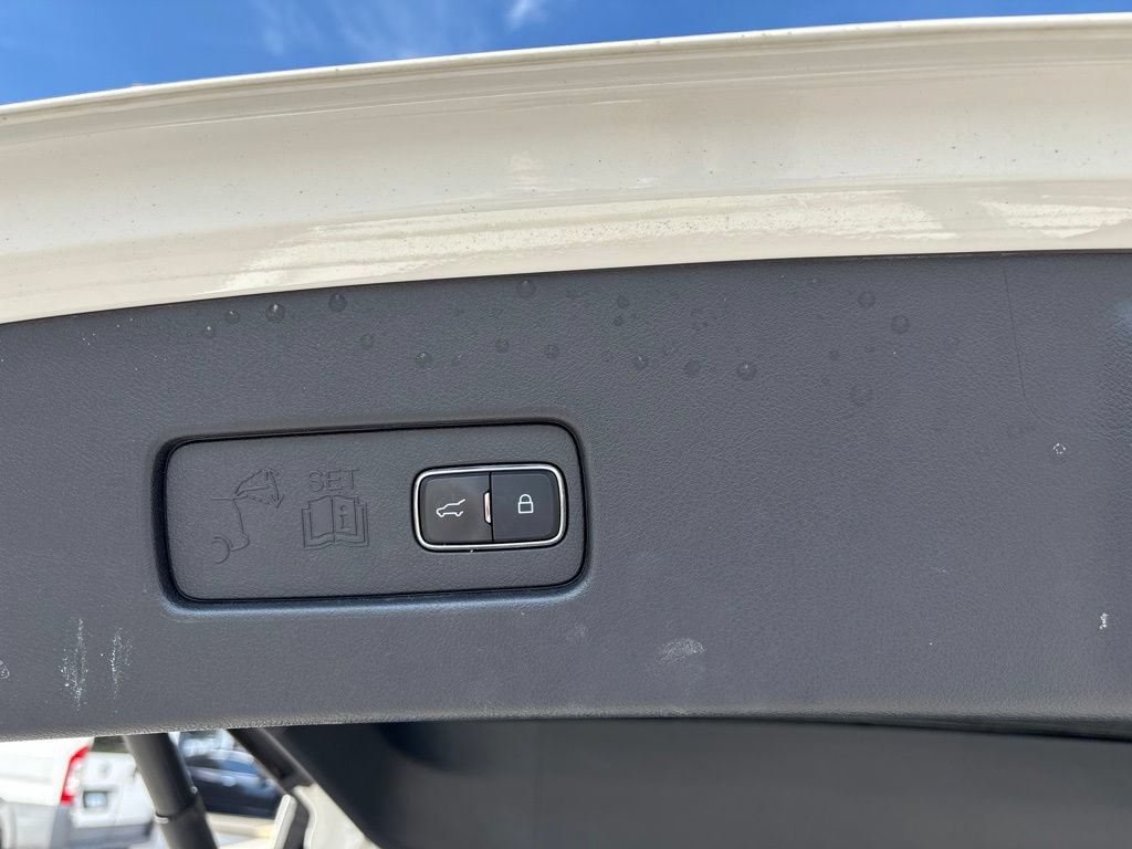 Used 2021 Lincoln Aviator Reserve w/ Equipment Group 202A AWD/4WD image 21
