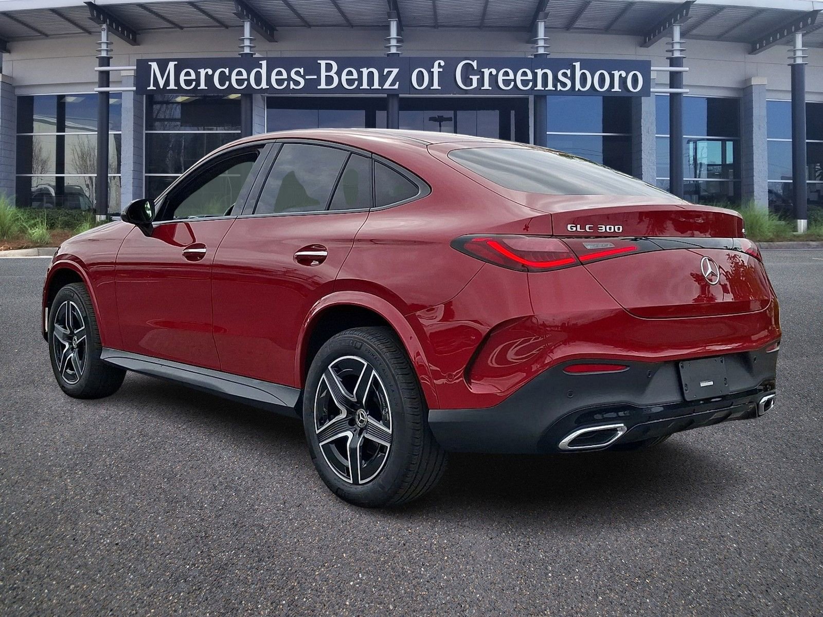 Certified 2024 Mercedes-Benz GLC 300 4MATIC image 4