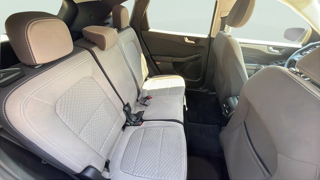 Used 2021 Ford Escape SE w/ SE Sport Appearance Package FWD image 18
