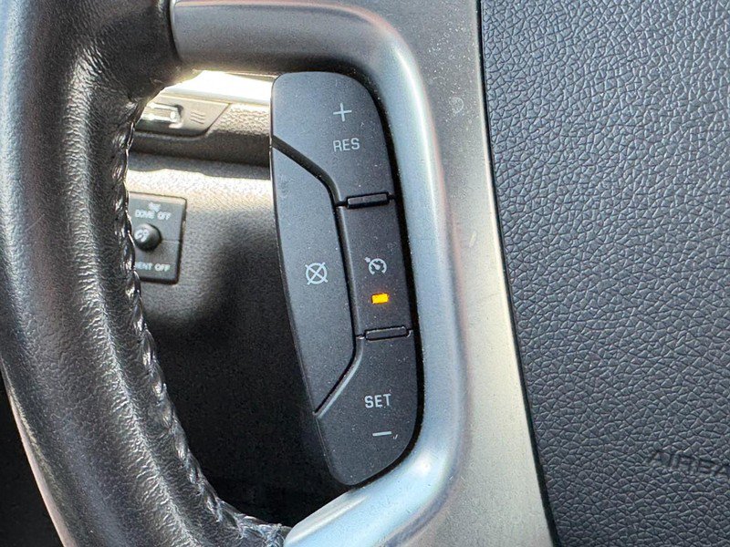 Used 2017 Chevrolet Traverse LT w/ Style and Technology Package FWD image 17