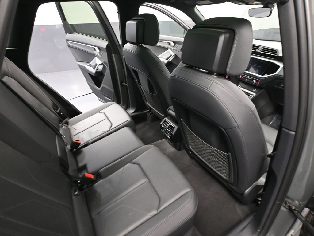 Used 2022 Audi Q3 2.0T Premium AWD/4WD image 41