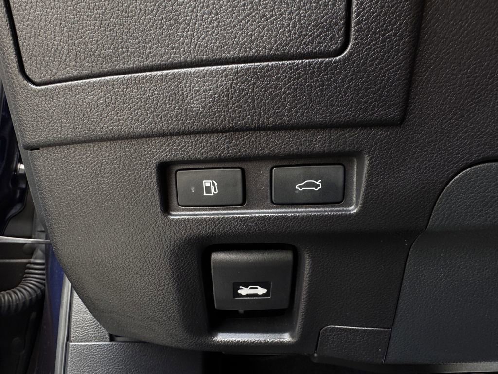 Used 2025 Lexus ES 350 w/ Premium Package image 22